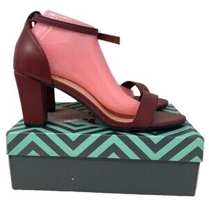 Trary Chunky Heels Womens Red Strappy Sandals High Heel Open Toe Size 11 NEW NIB